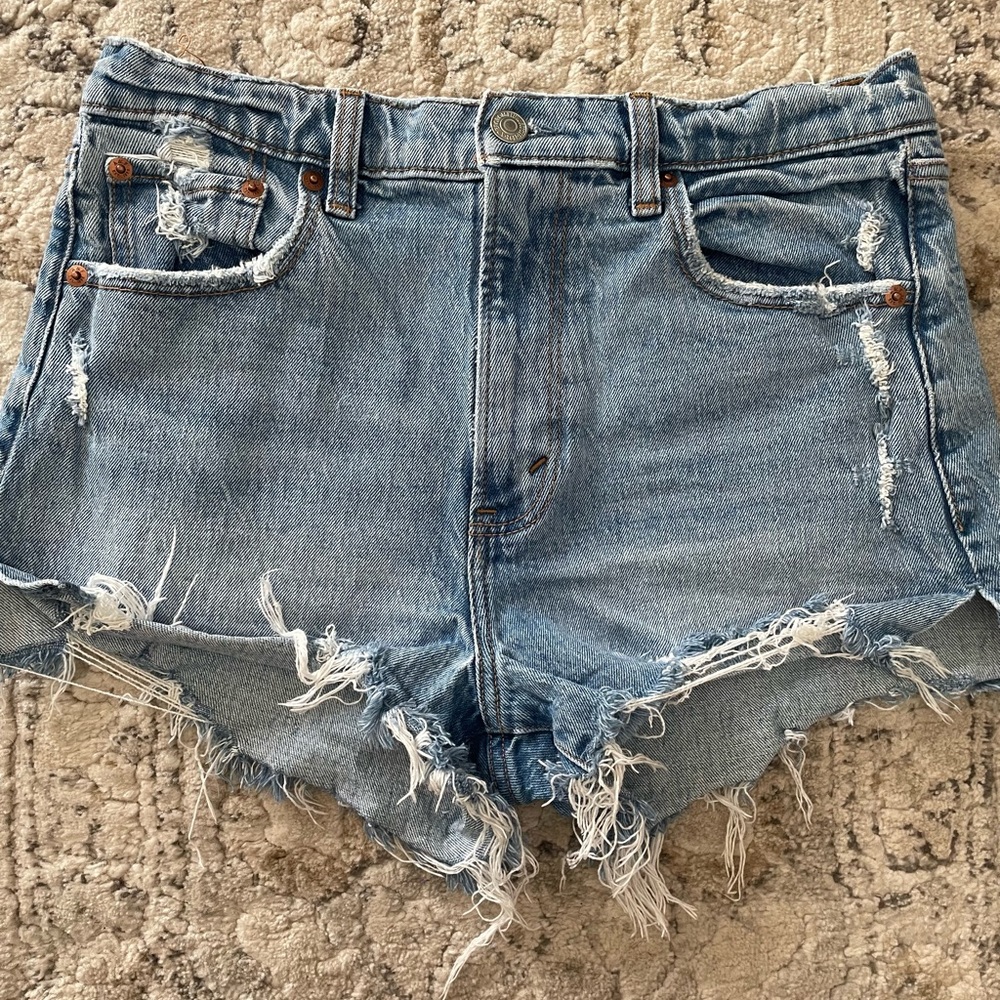 Abercrombie High Rise Mom Short Sz 27